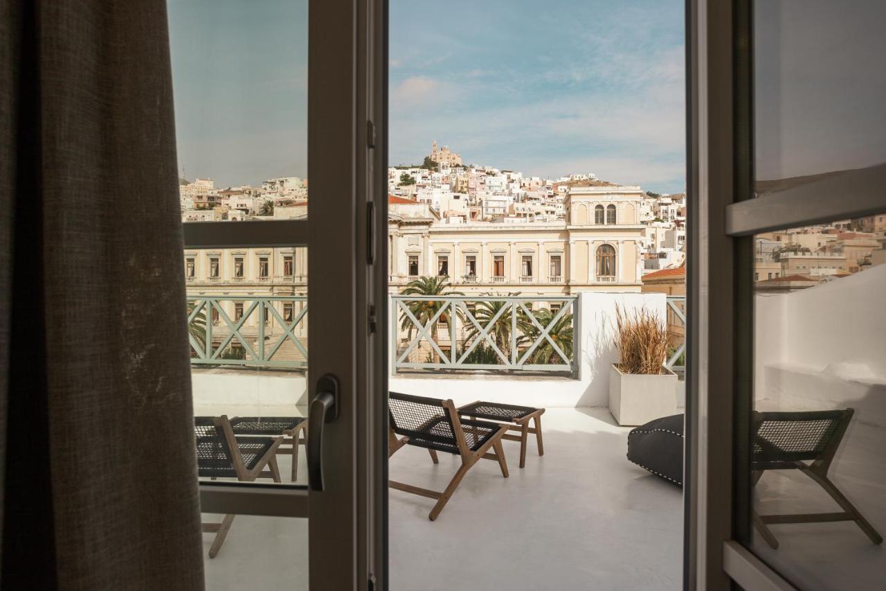 Syros Soul Luxury Suites Ermoupoli Esterno foto